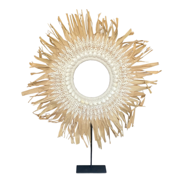 Uma Cantik decoratie schelpenstandaard met raffia