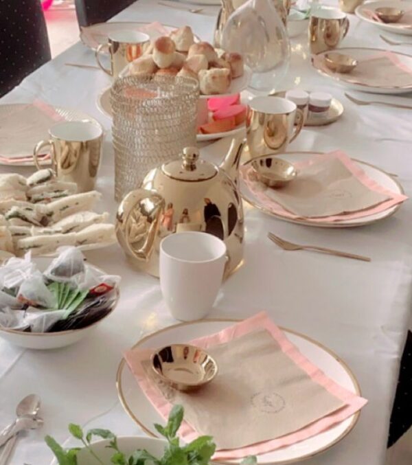 Vtwonen dinerbord 25,5 cm wit met goud