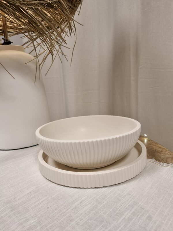 MadebyLL schaal Jesmonite Basil