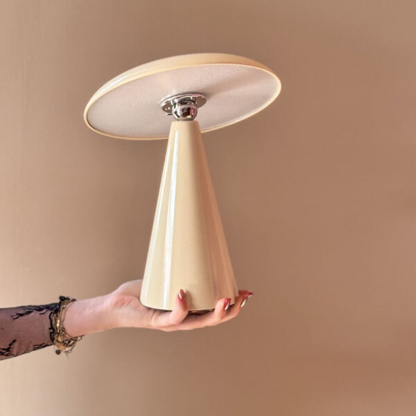 Homebound by Ky bureaulamp Mush beige